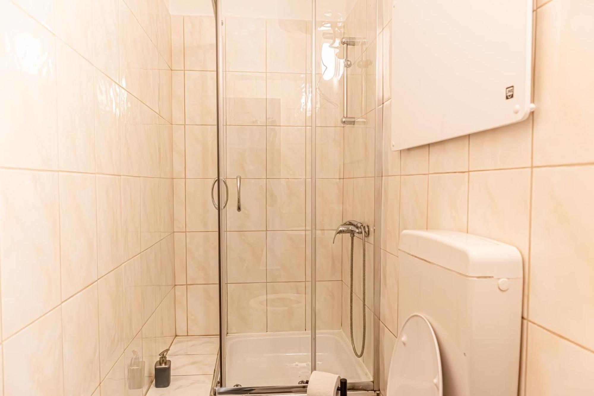 Economy Living 1br In Great Location Wien